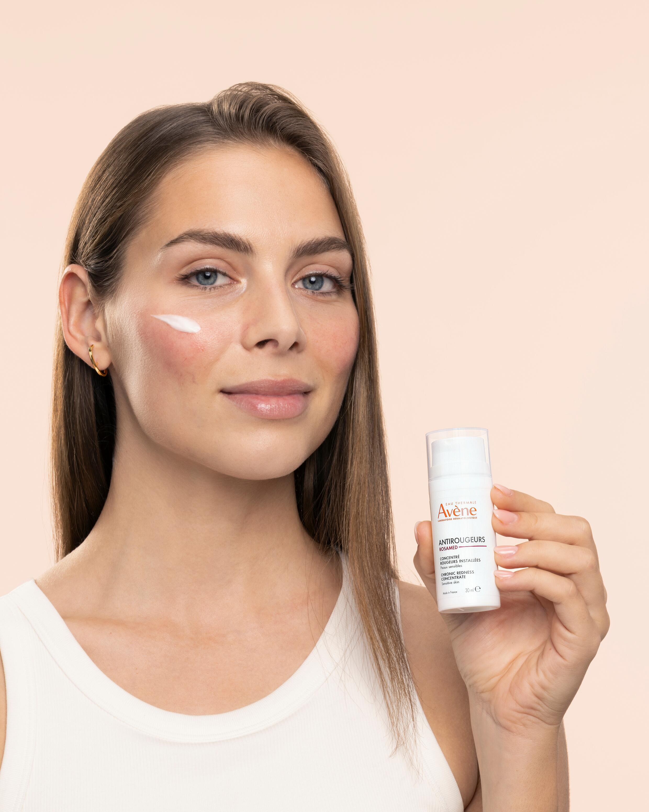 <span class="ezstring-field">av_3282770392920_rosamed_2026_model_attitude_texture_4X5_JPEG</span>